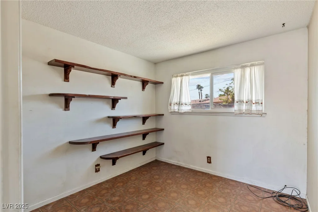 3501 Venice, Las Vegas, NV 89108