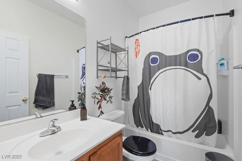1136 Village Crossing, Las Vegas, NV 89183