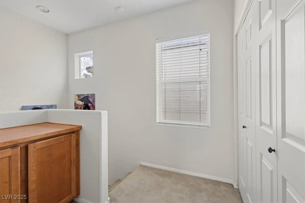 1136 Village Crossing, Las Vegas, NV 89183