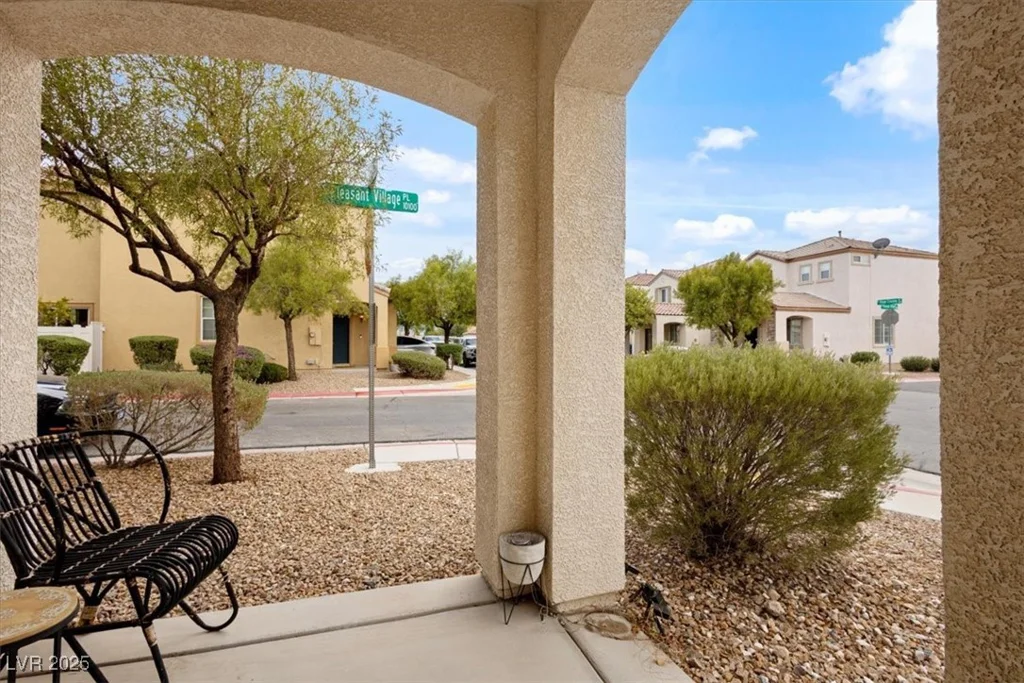 1136 Village Crossing, Las Vegas, NV 89183