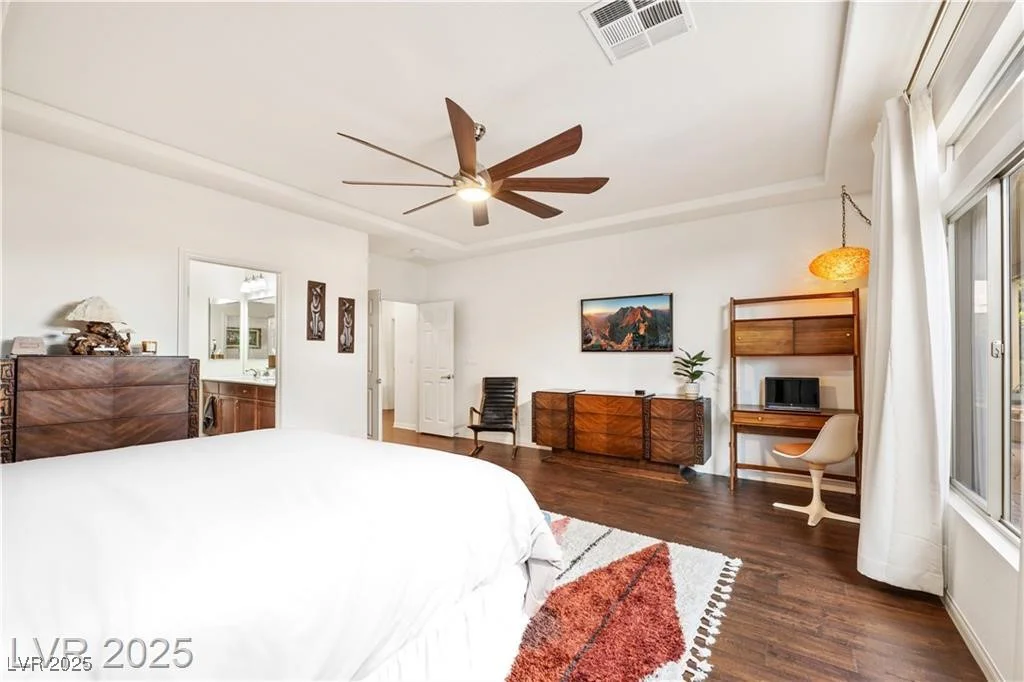 5850 Rockway Glen, Las Vegas, NV 89141