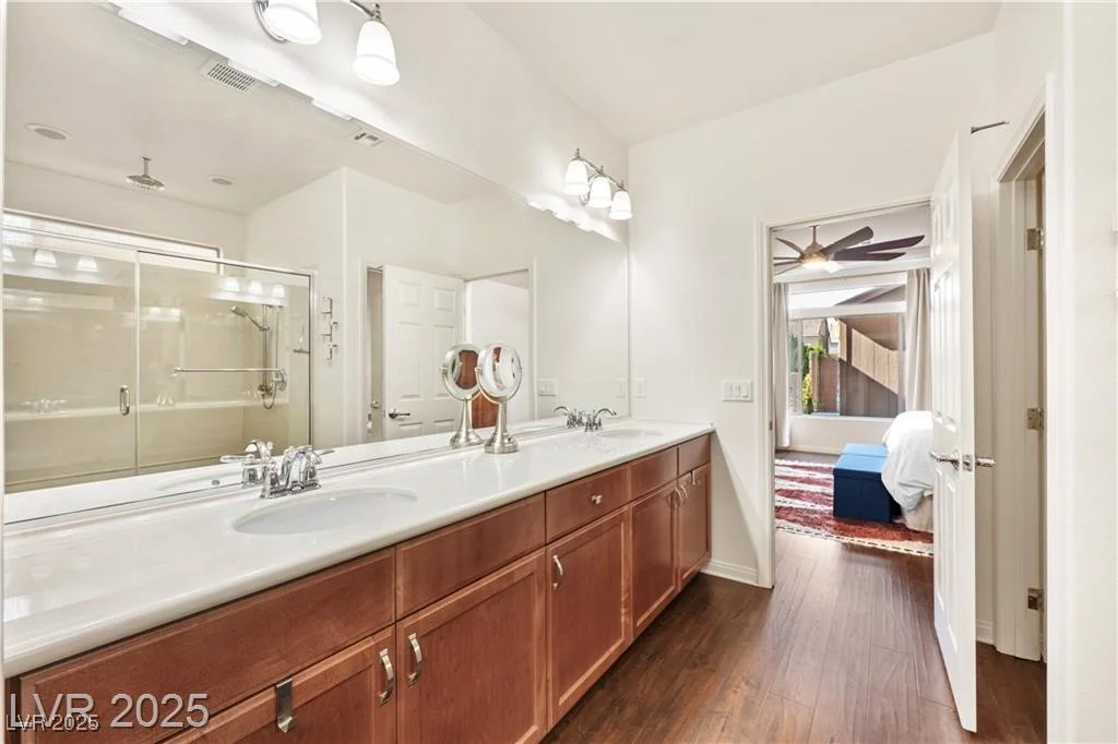 5850 Rockway Glen, Las Vegas, NV 89141