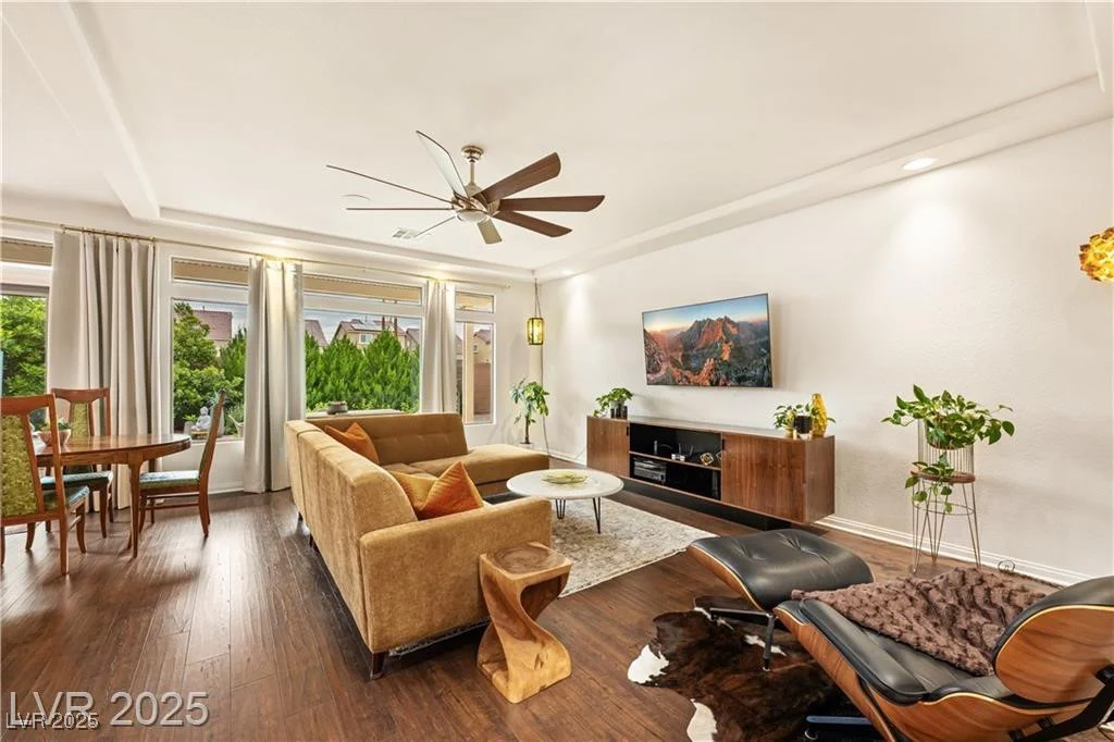 5850 Rockway Glen, Las Vegas, NV 89141