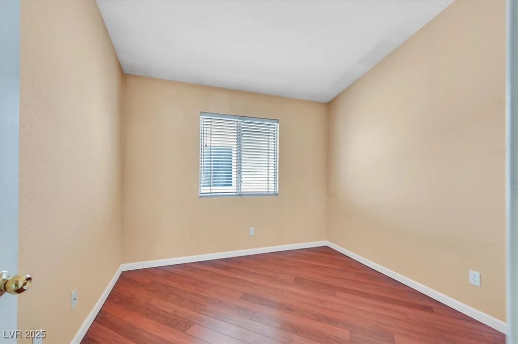 7029 Desert Clover, Las Vegas, NV 89129