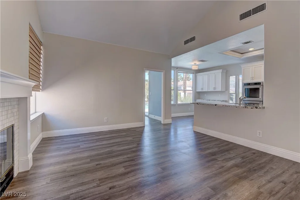 8300 Slate Harbor, Las Vegas, NV 89128