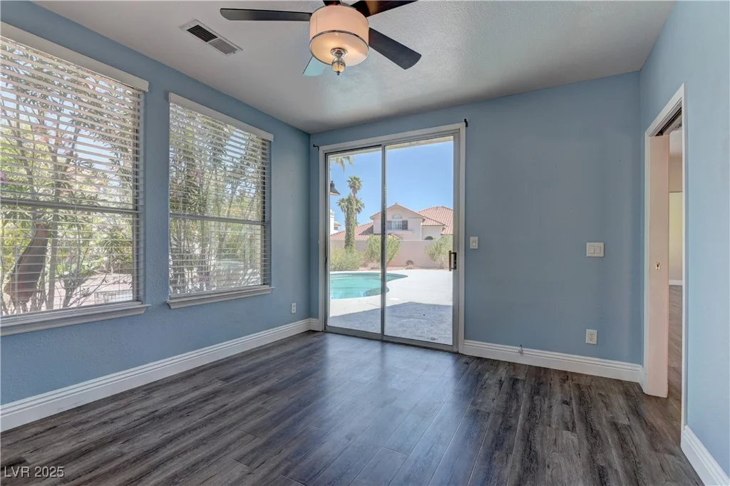 8300 Slate Harbor, Las Vegas, NV 89128
