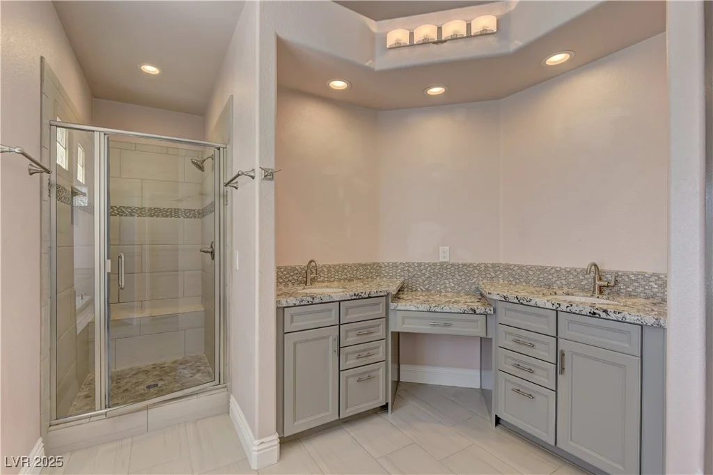 8300 Slate Harbor, Las Vegas, NV 89128