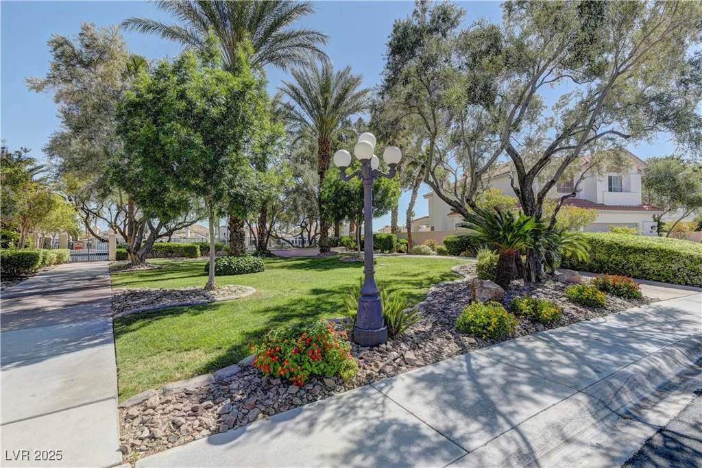 8300 Slate Harbor, Las Vegas, NV 89128