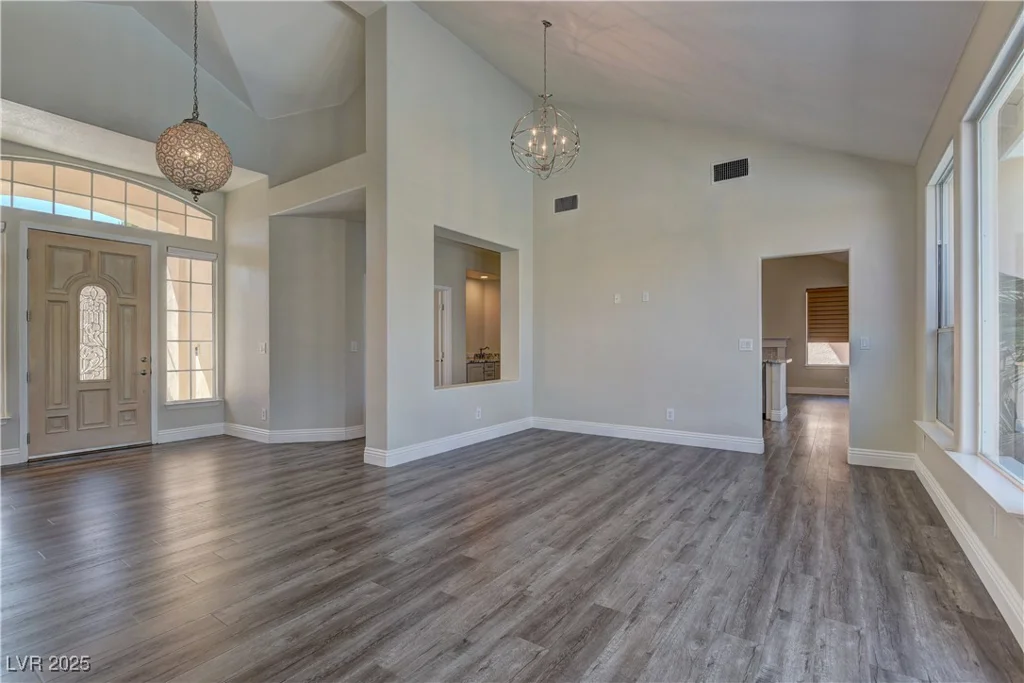 8300 Slate Harbor, Las Vegas, NV 89128