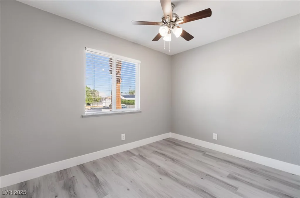 5305 Sugarfoot, Las Vegas, NV 89107