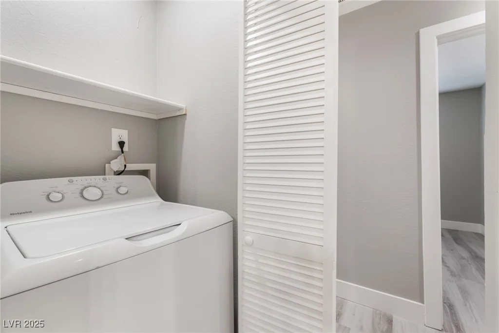 5305 Sugarfoot, Las Vegas, NV 89107