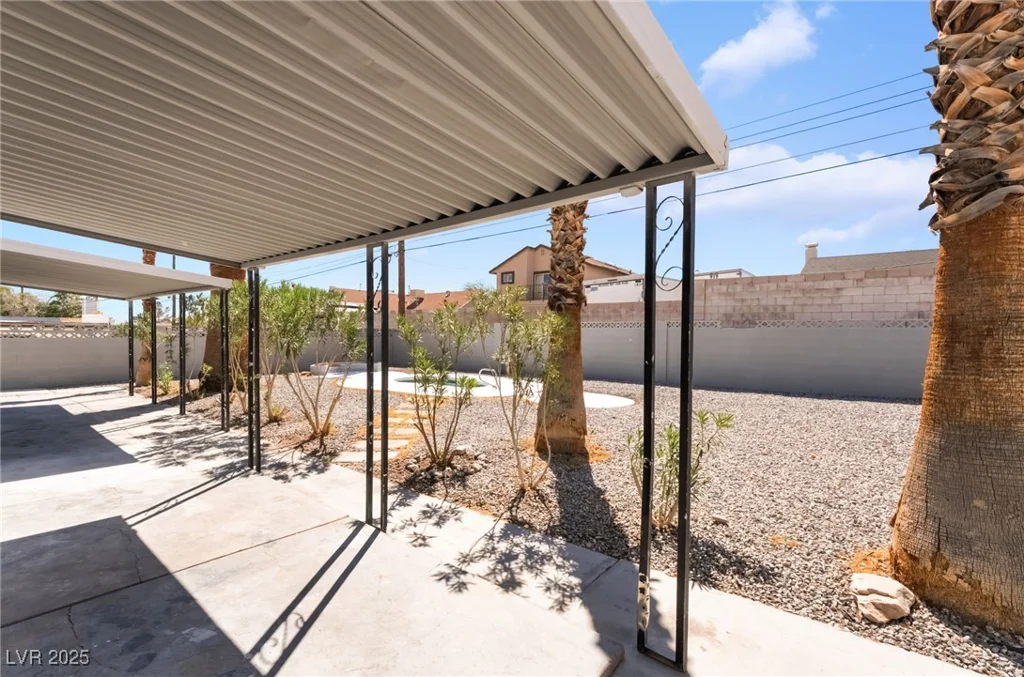 5305 Sugarfoot, Las Vegas, NV 89107