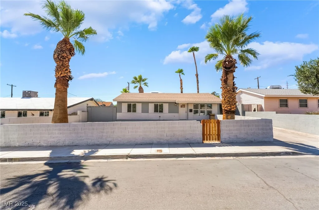 5305 Sugarfoot, Las Vegas, NV 89107