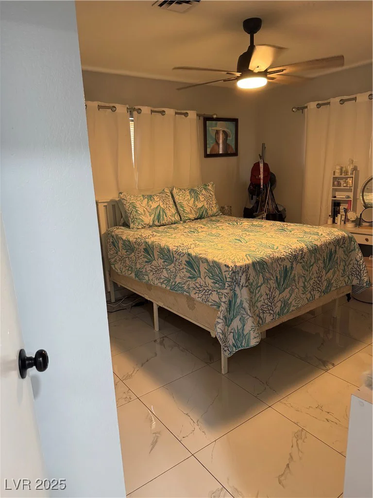 5425 Evergreen, Las Vegas, NV 89107