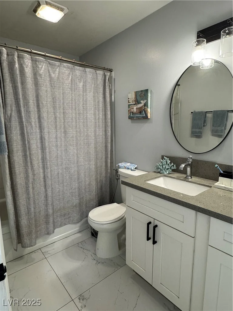 5425 Evergreen, Las Vegas, NV 89107