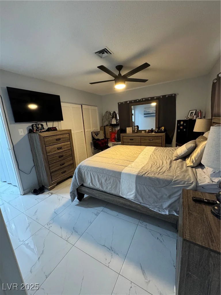 5425 Evergreen, Las Vegas, NV 89107