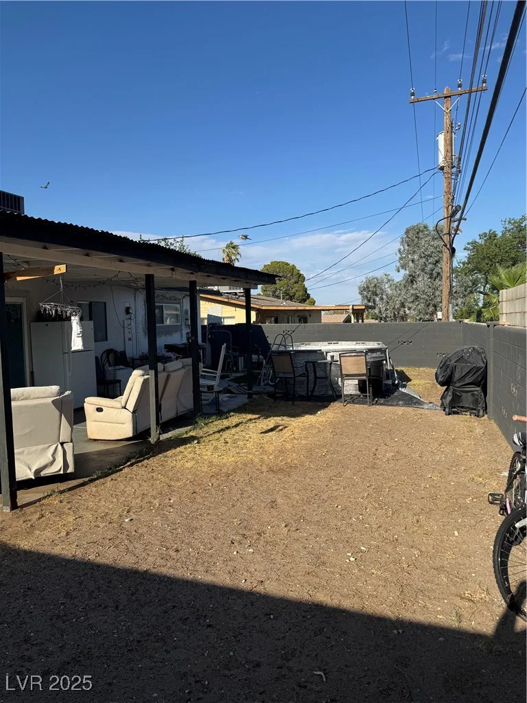 5425 Evergreen, Las Vegas, NV 89107