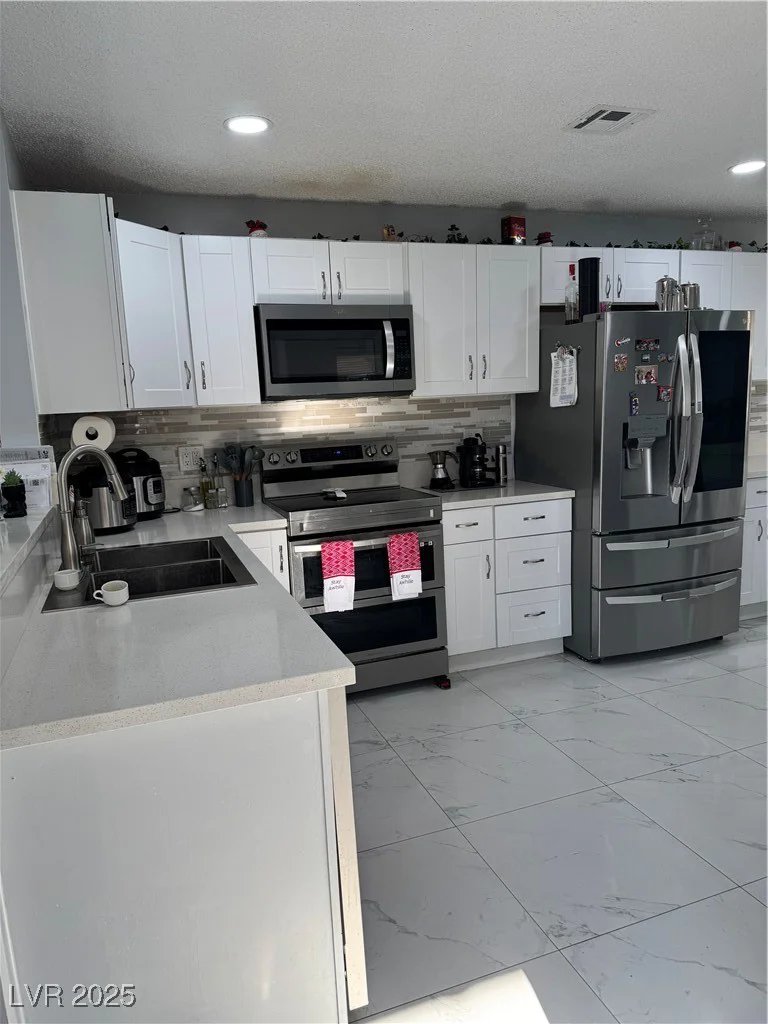 5425 Evergreen, Las Vegas, NV 89107