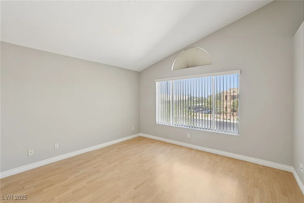 7532 Holloran, Las Vegas, NV 89128