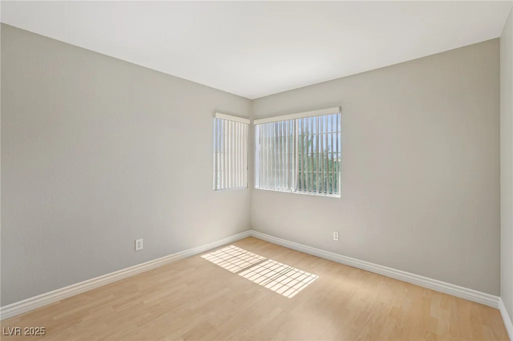 7532 Holloran, Las Vegas, NV 89128