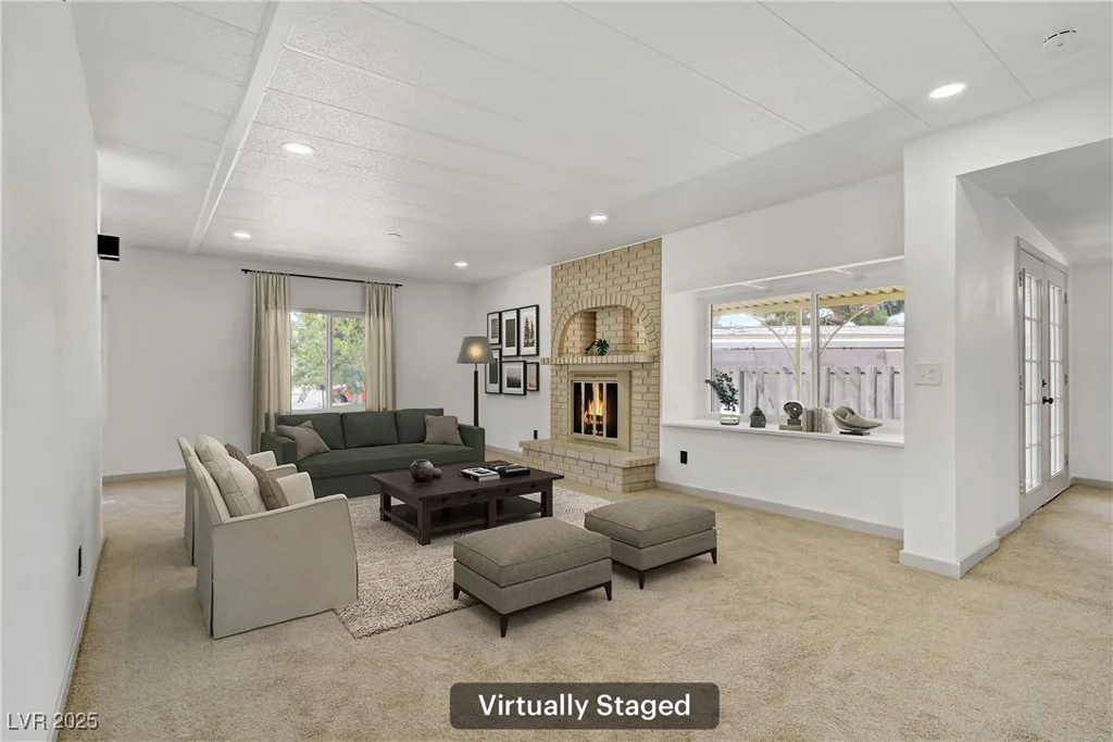 153 Sir Thomas, Las Vegas, NV 89110