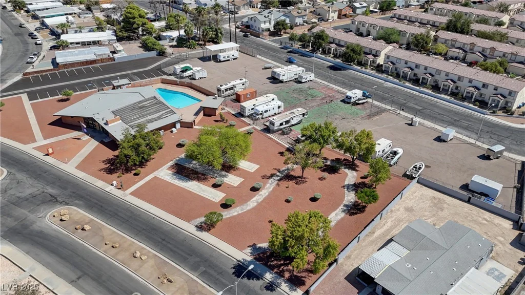 153 Sir Thomas, Las Vegas, NV 89110