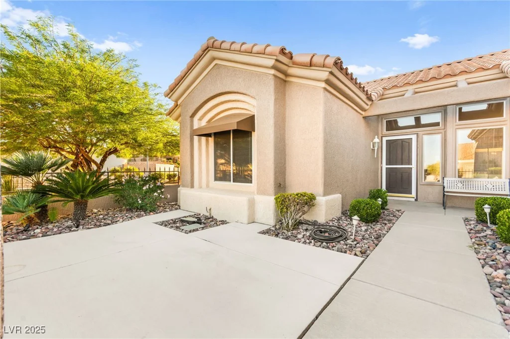 2501 Indigo Valley, Las Vegas, NV 89134