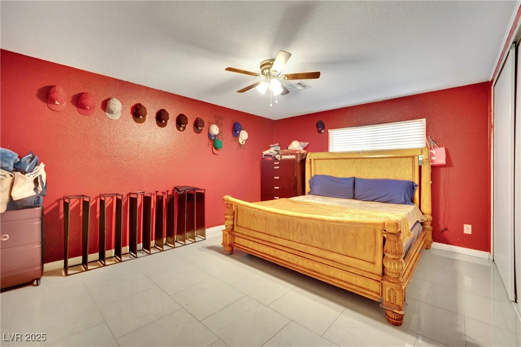 5807 Madre Mesa, Las Vegas, NV 89108