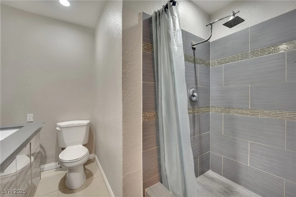 5807 Madre Mesa, Las Vegas, NV 89108
