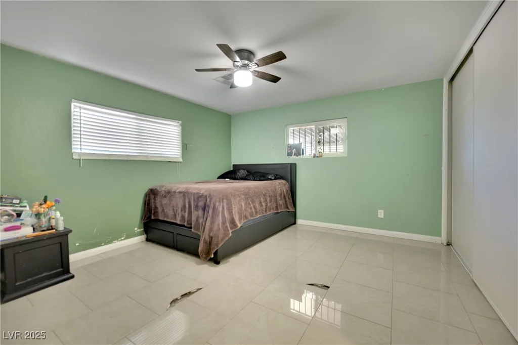 5807 Madre Mesa, Las Vegas, NV 89108