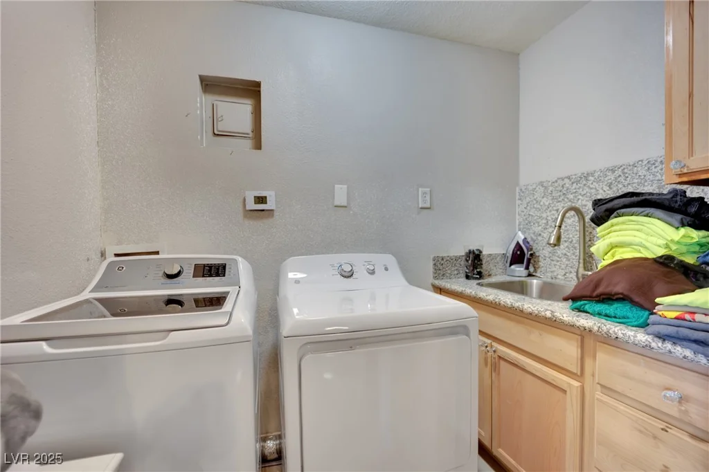 5807 Madre Mesa, Las Vegas, NV 89108
