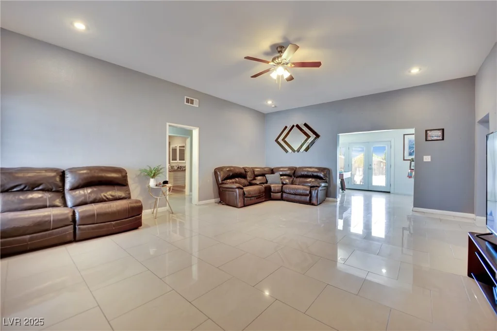 5807 Madre Mesa, Las Vegas, NV 89108