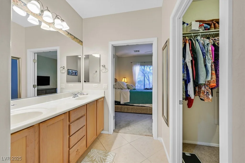 6097 FALCONER, Las Vegas, NV 89122