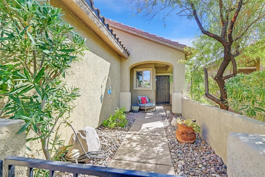 6097 FALCONER, Las Vegas, NV 89122