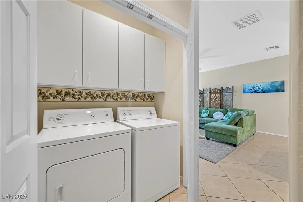 6097 FALCONER, Las Vegas, NV 89122
