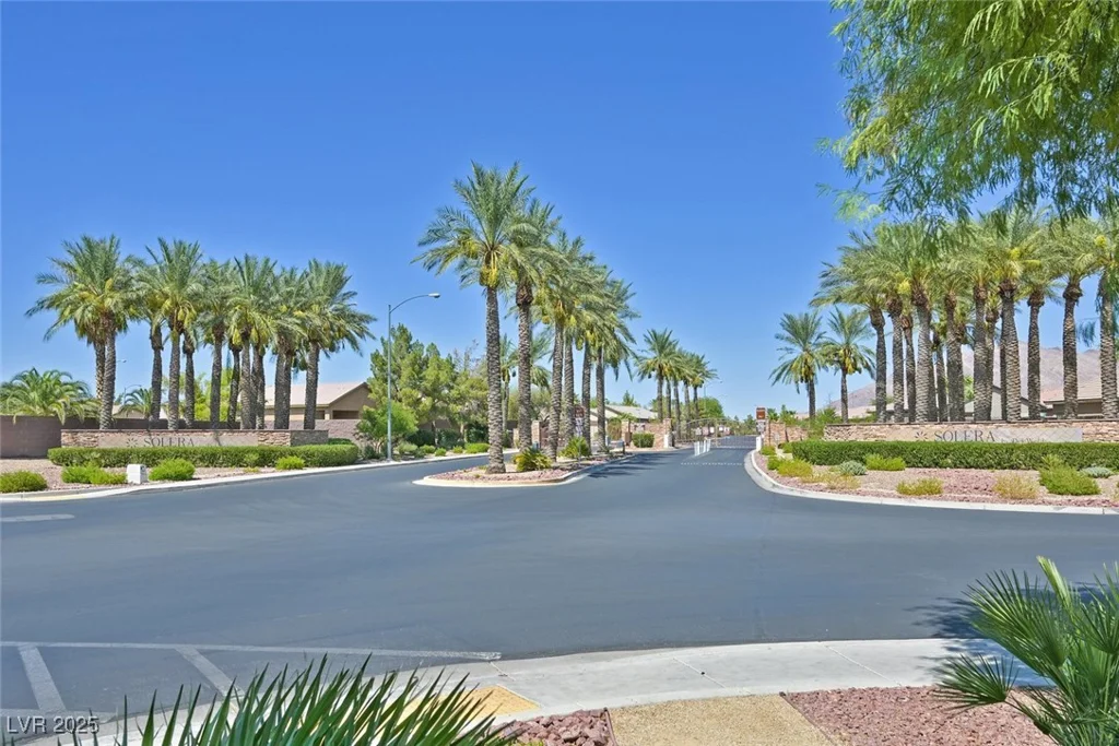 6097 FALCONER, Las Vegas, NV 89122