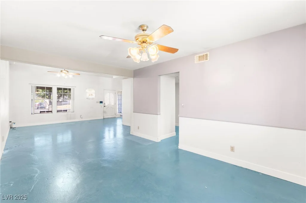 535 Sheffield, Henderson, NV 89014