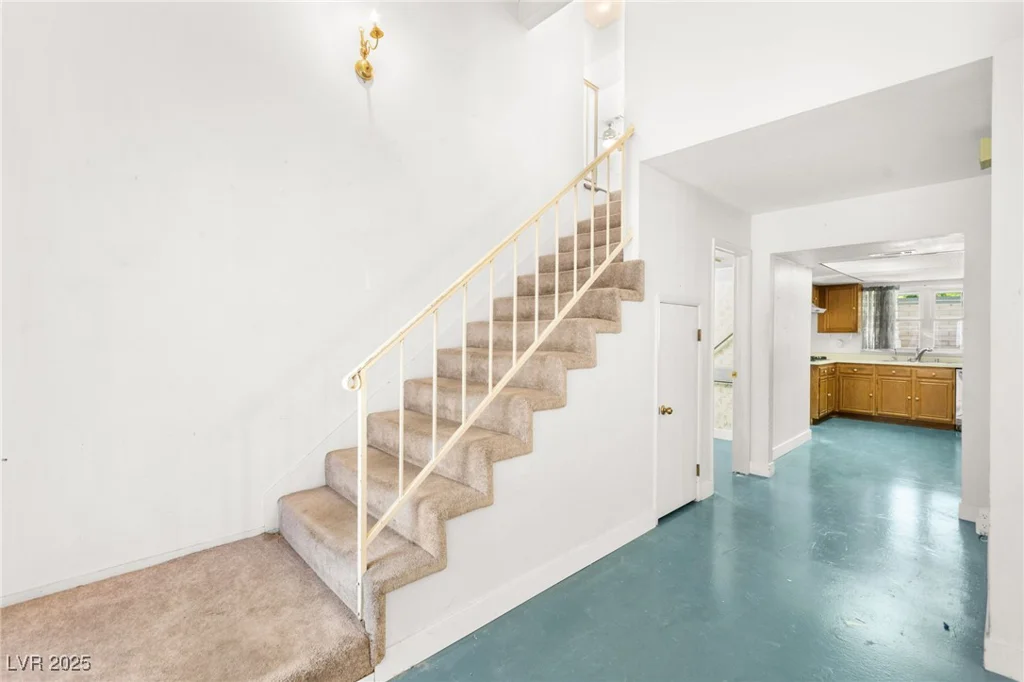 535 Sheffield, Henderson, NV 89014