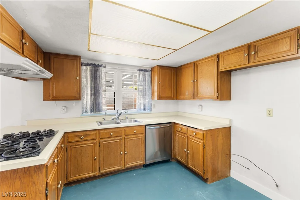 535 Sheffield, Henderson, NV 89014