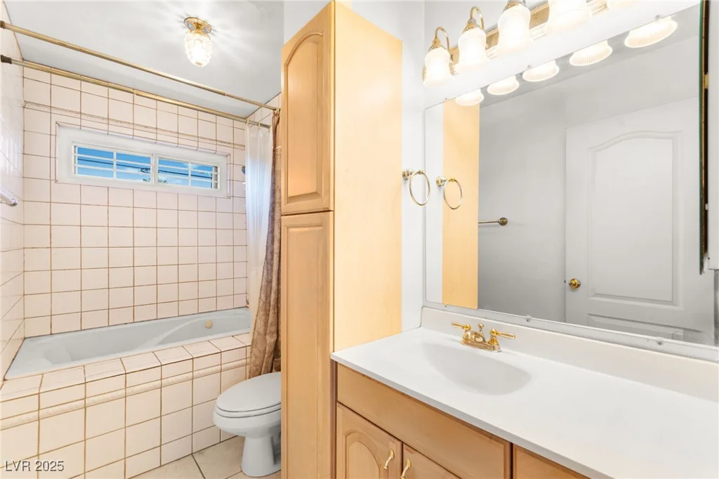 535 Sheffield, Henderson, NV 89014