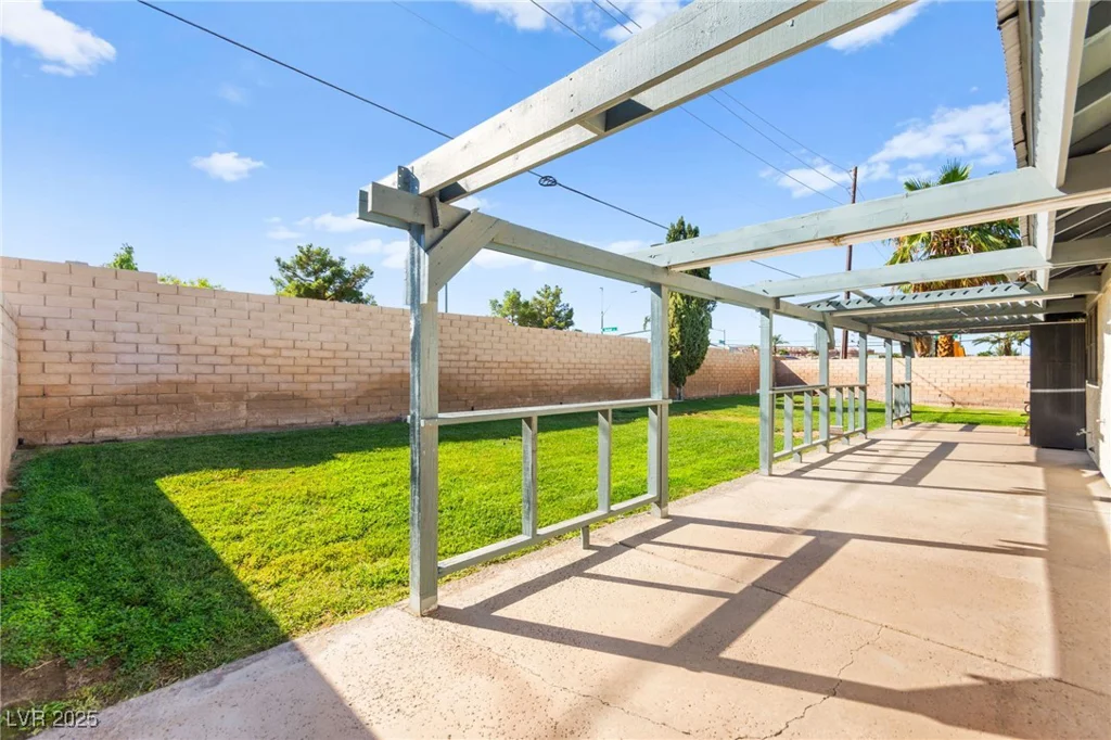 535 Sheffield, Henderson, NV 89014
