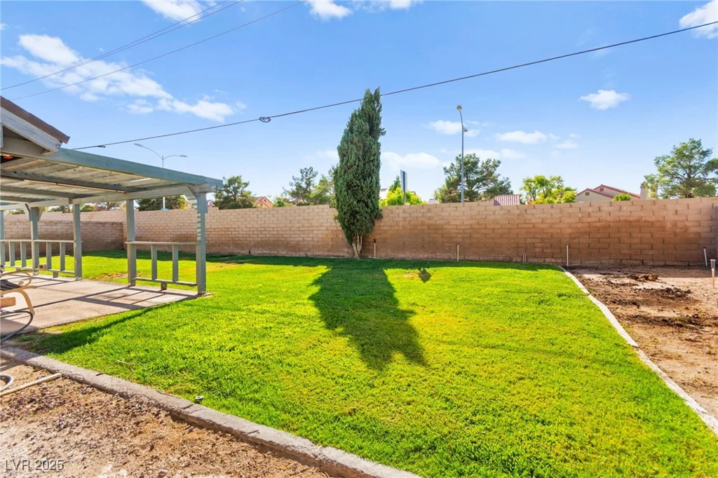 535 Sheffield, Henderson, NV 89014