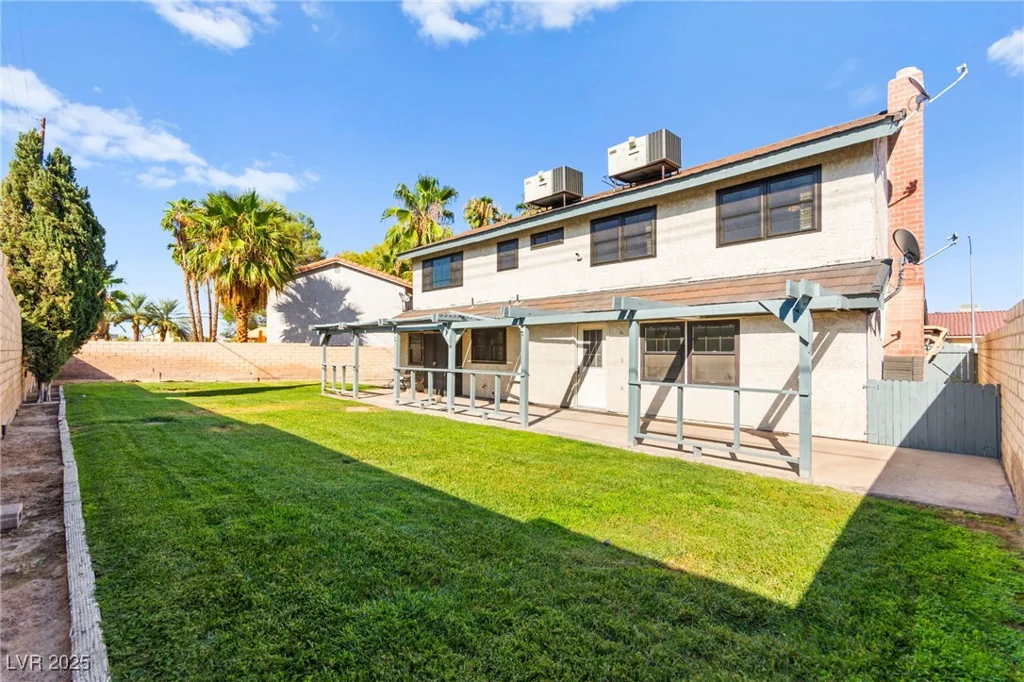 535 Sheffield, Henderson, NV 89014