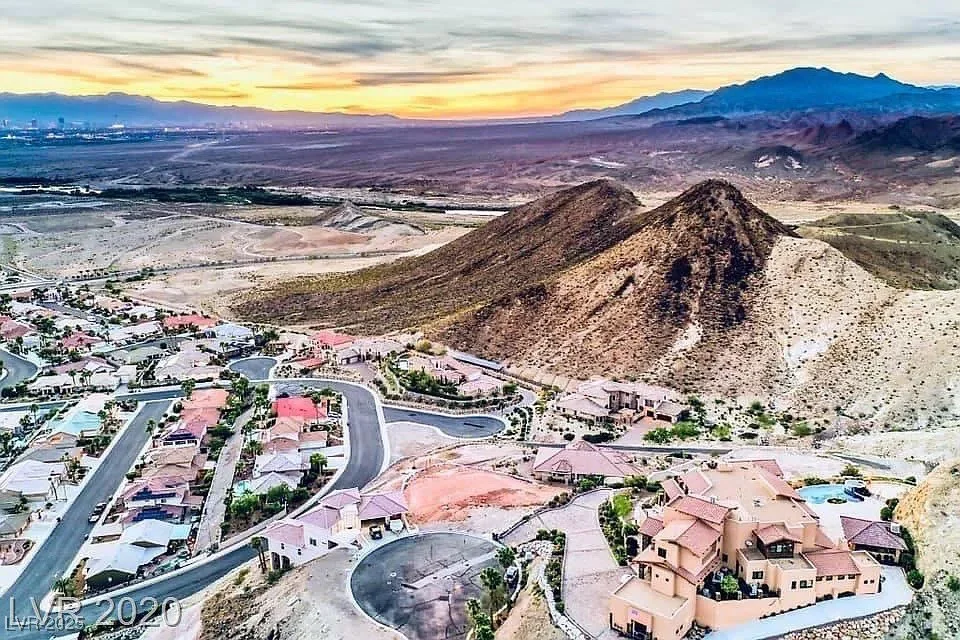 1147 Brown Hill, Henderson, NV 89011