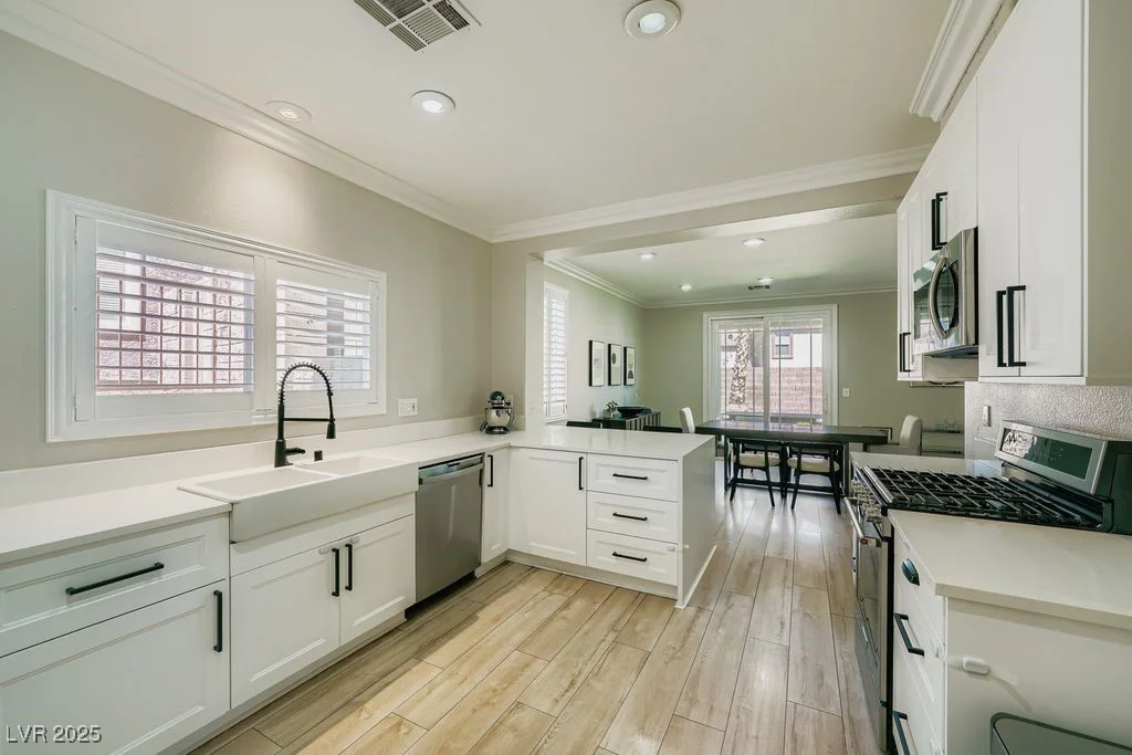 580 Playa Linda, Las Vegas, NV 89138