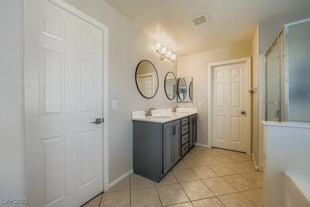 580 Playa Linda, Las Vegas, NV 89138