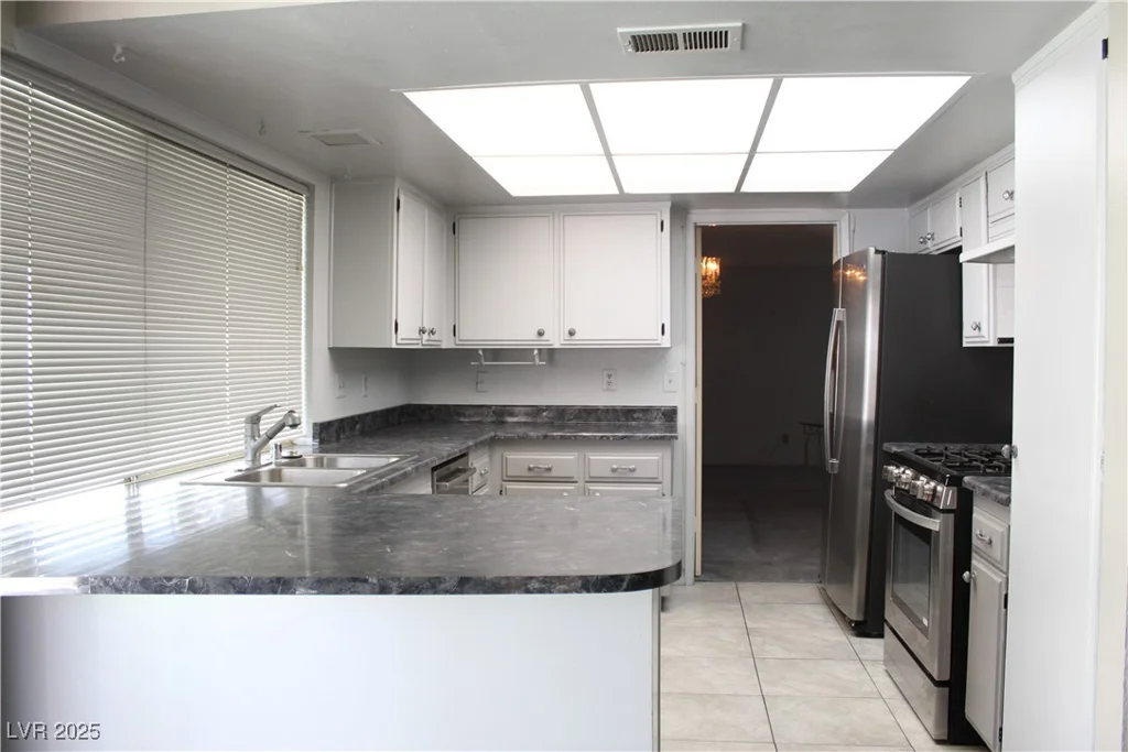 2979 Mojave, Las Vegas, NV 89121