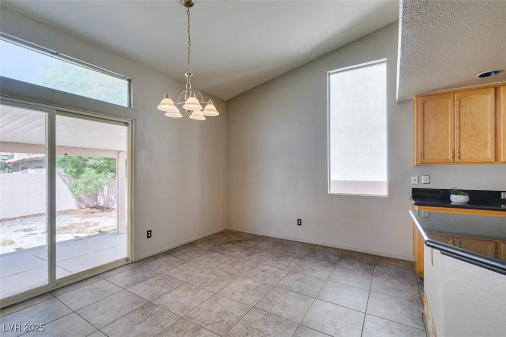 9851 Silver Dew, Las Vegas, NV 89183