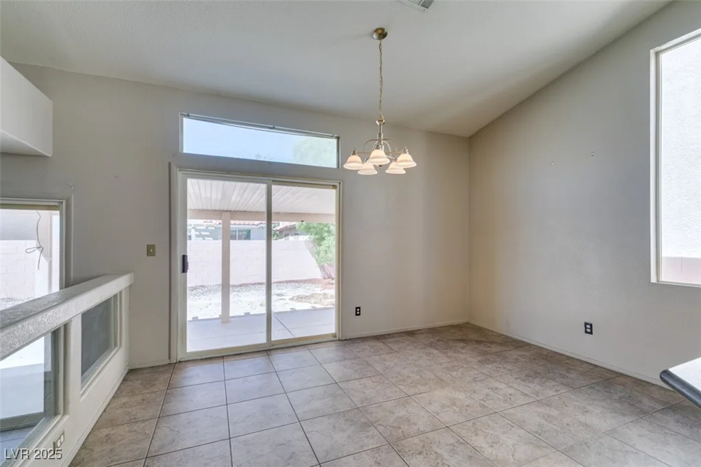 9851 Silver Dew, Las Vegas, NV 89183