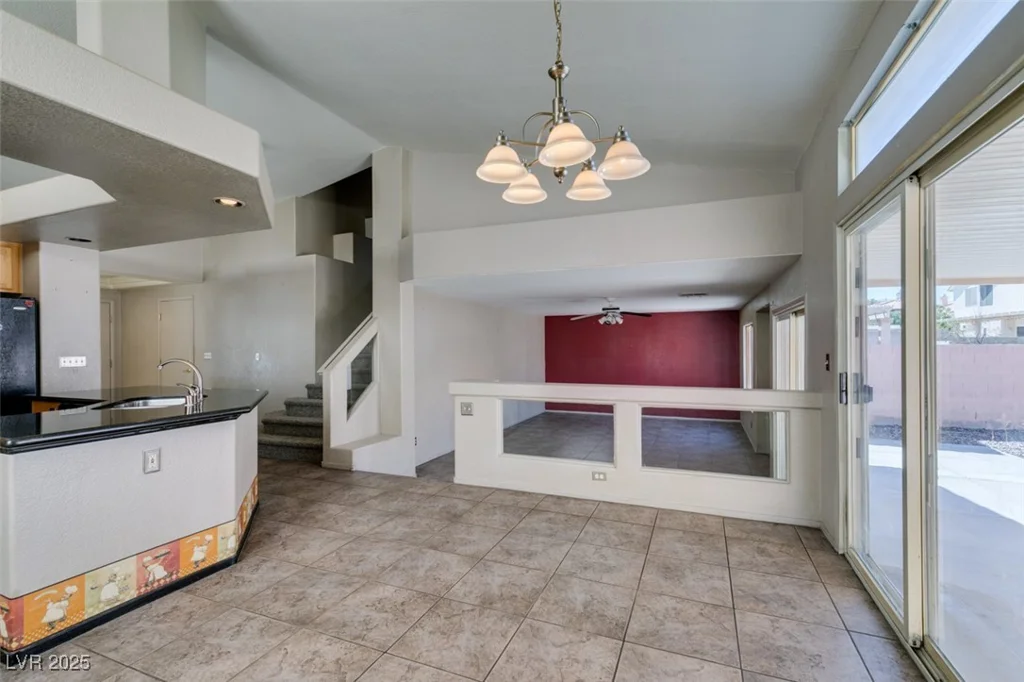 9851 Silver Dew, Las Vegas, NV 89183